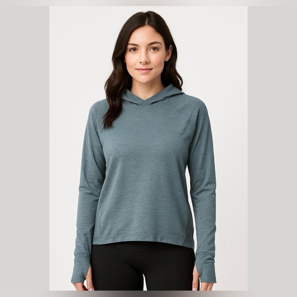 Like New Lole women's long sleeves pullover hoodie green with pockets Size M